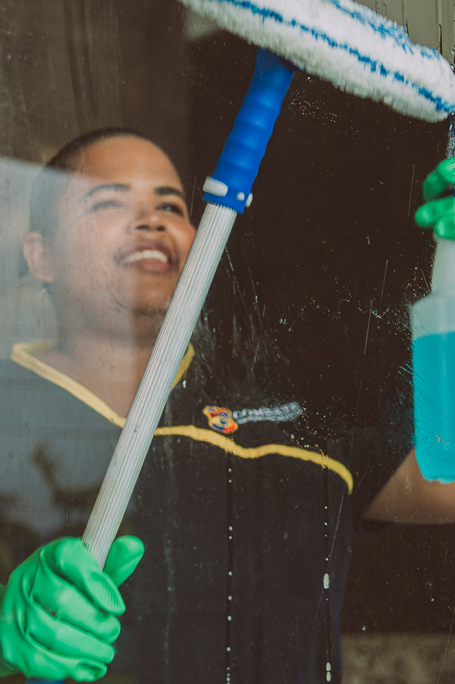 Auxiliar de serviços gerais (ASG)